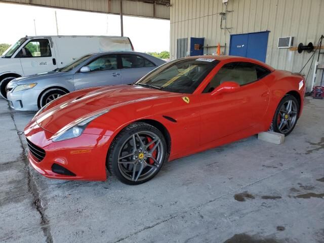 2016 FERRARI California T