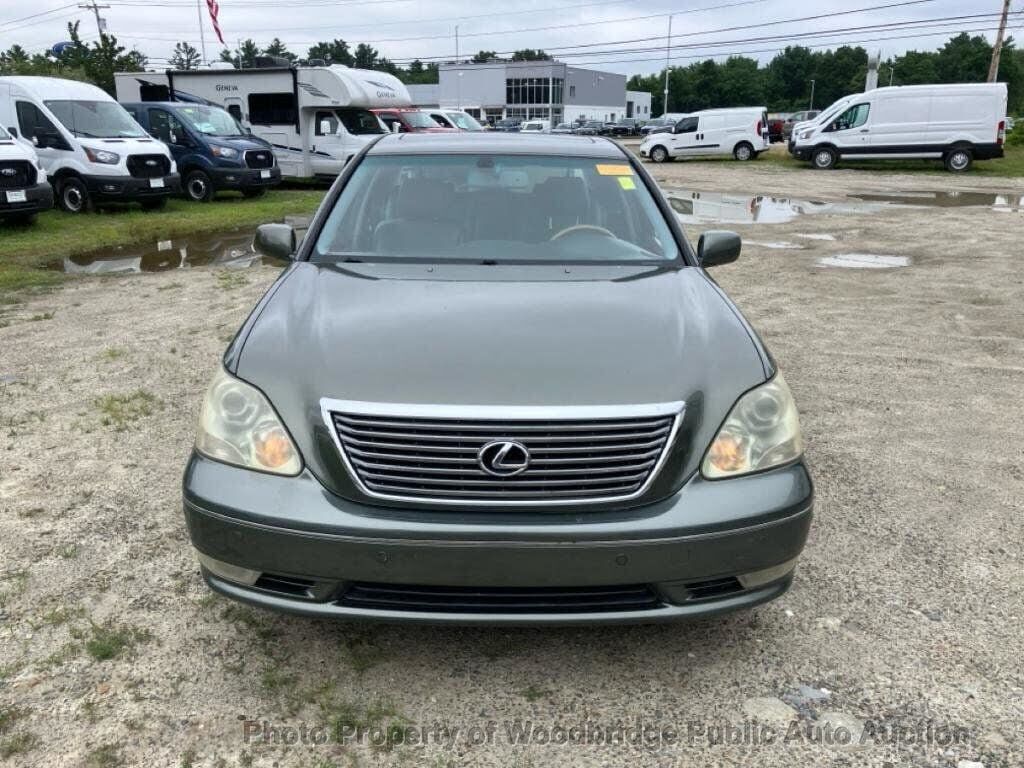 Lexus LS