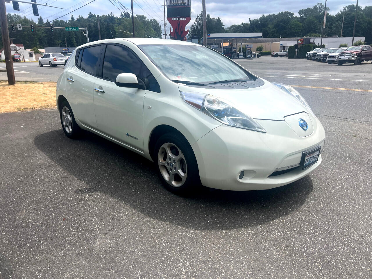 2011 NISSAN Leaf