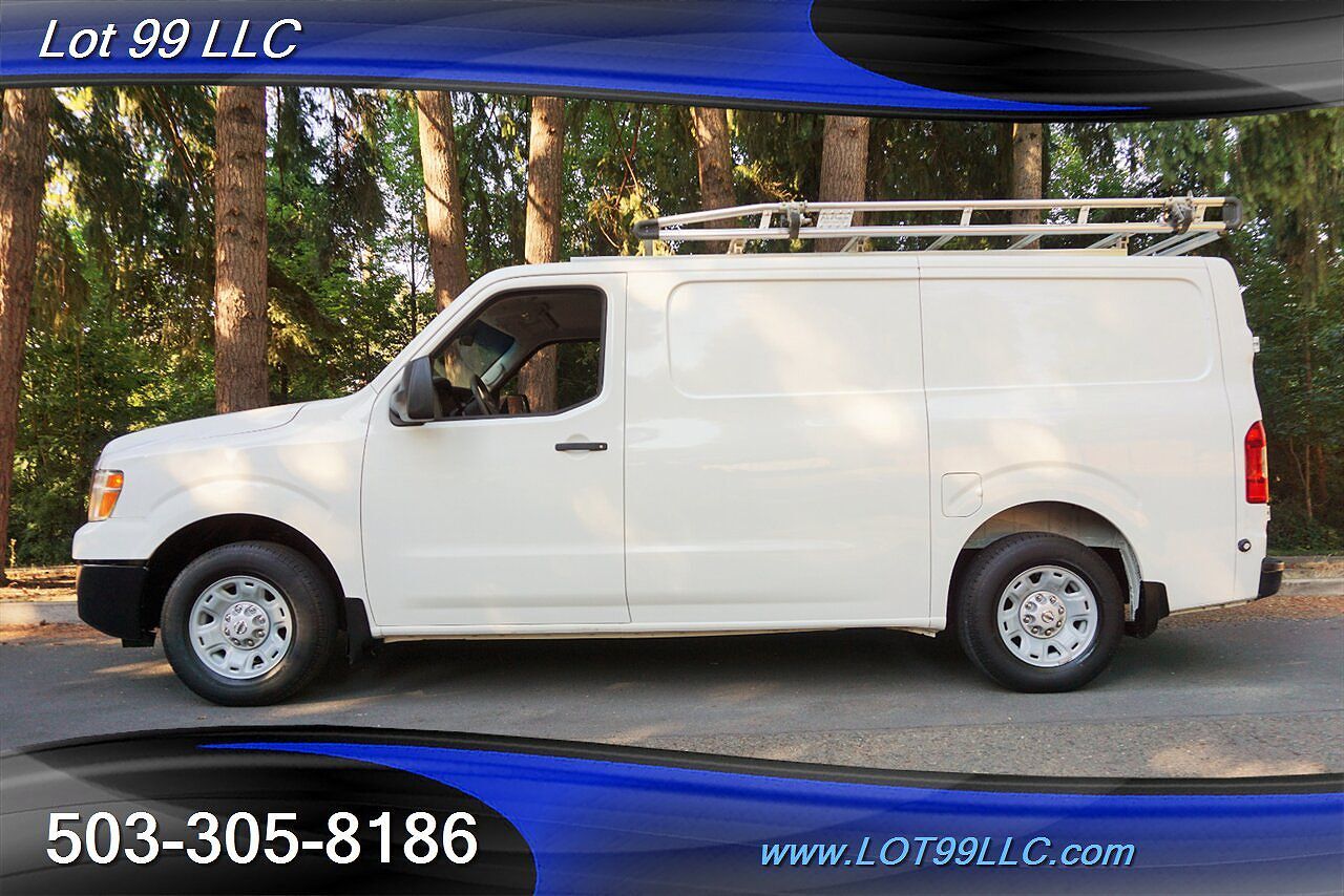 Nissan NV