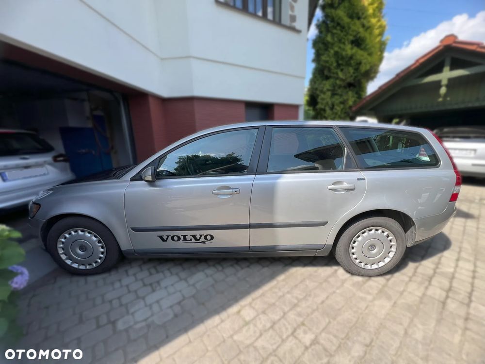 Volvo V50