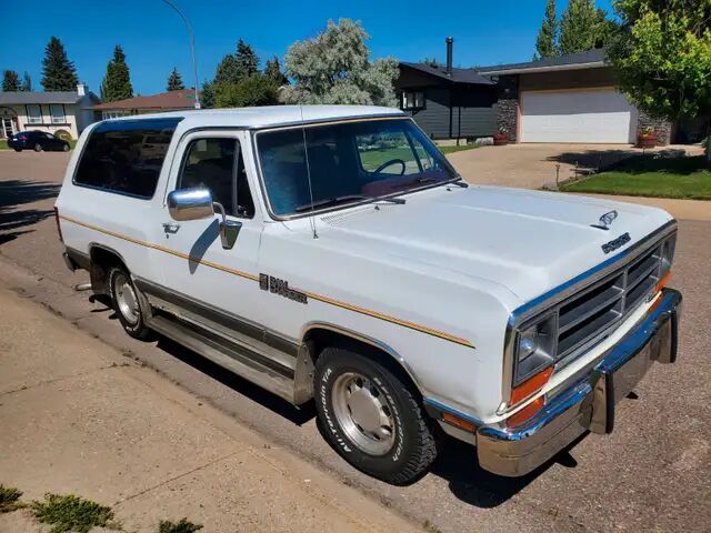 Dodge Ramcharger
