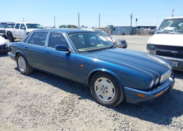 Jaguar XJ6