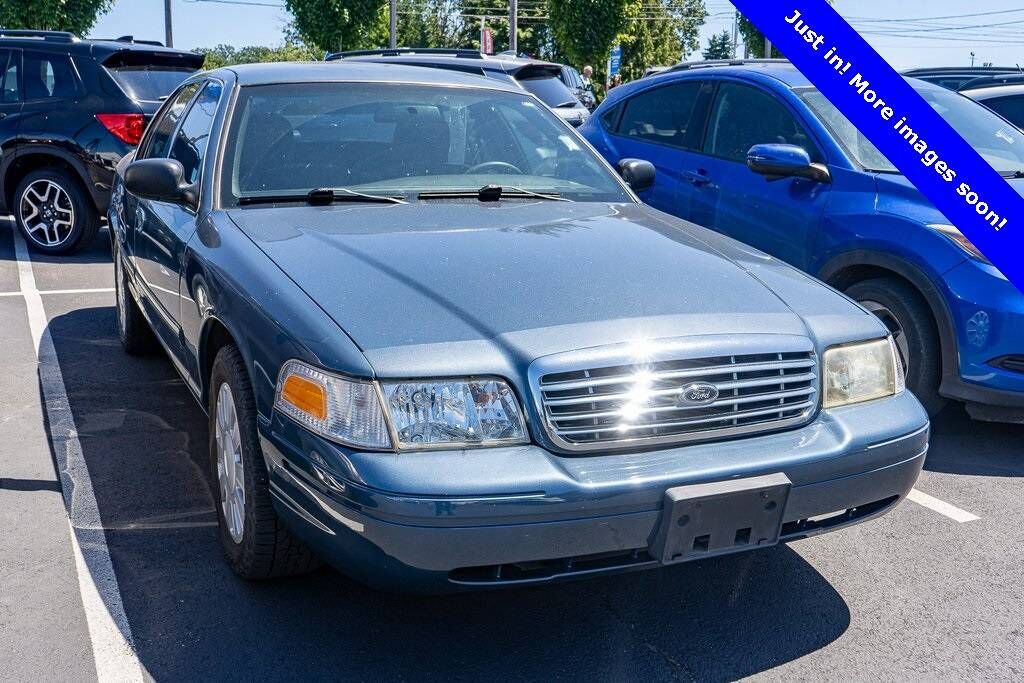 Ford Crown Victoria