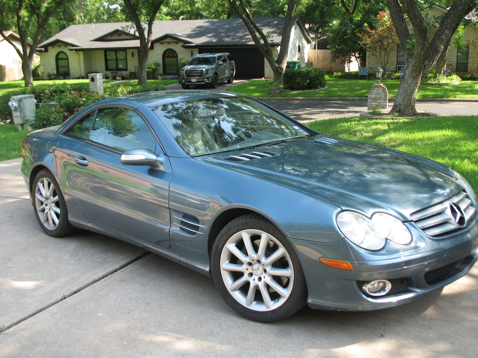 Mercedes-Benz SL-Class