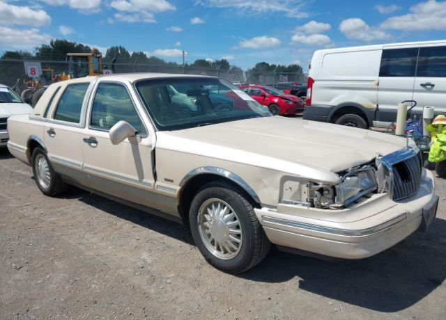 Lincoln Town Car