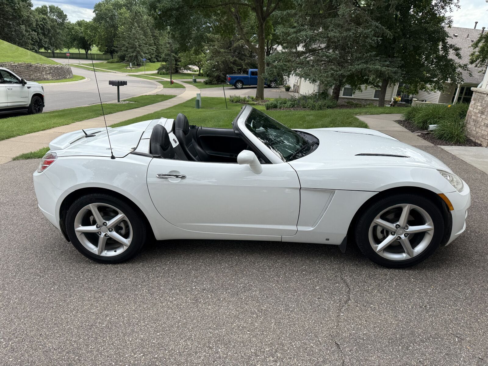 Saturn Sky