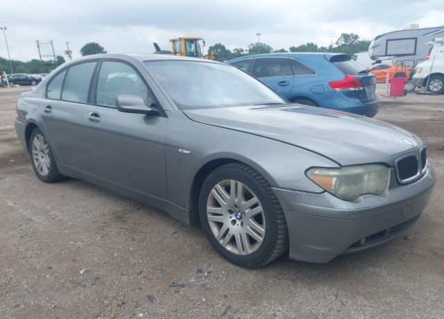 BMW 745i