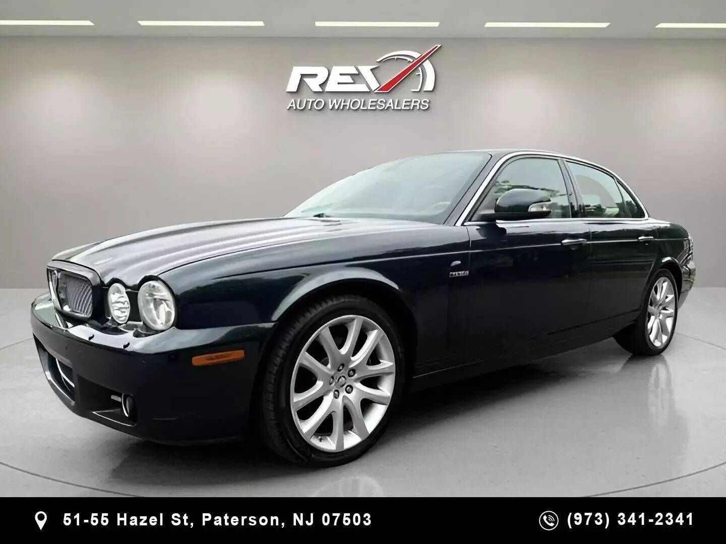 Jaguar XJ