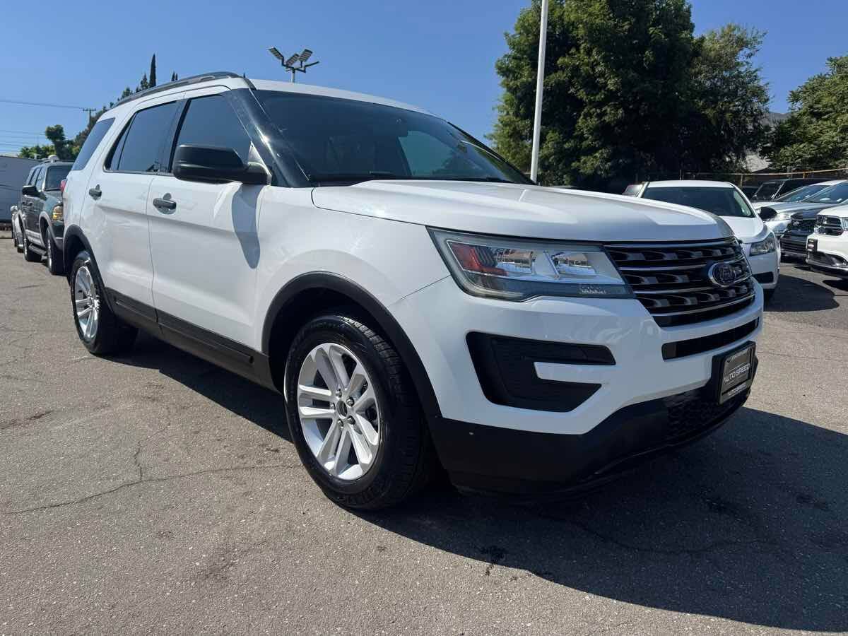 2017 FORD Explorer