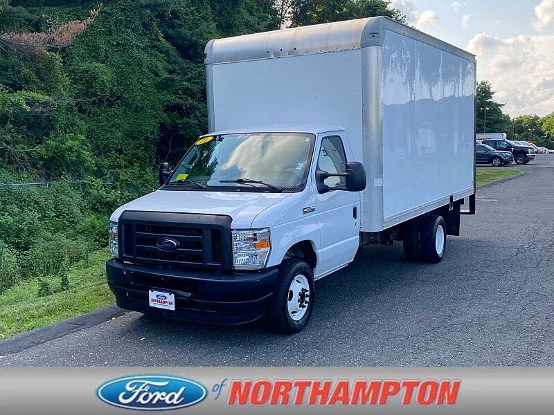 2021 FORD E-450