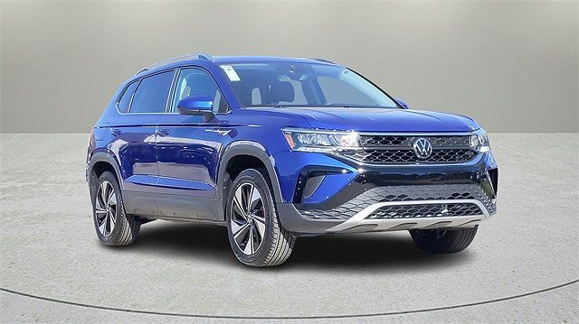 2024 VOLKSWAGEN Taos 4Motion