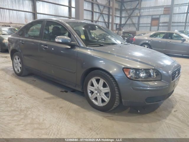 Volvo S40