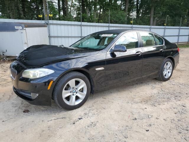BMW 528i
