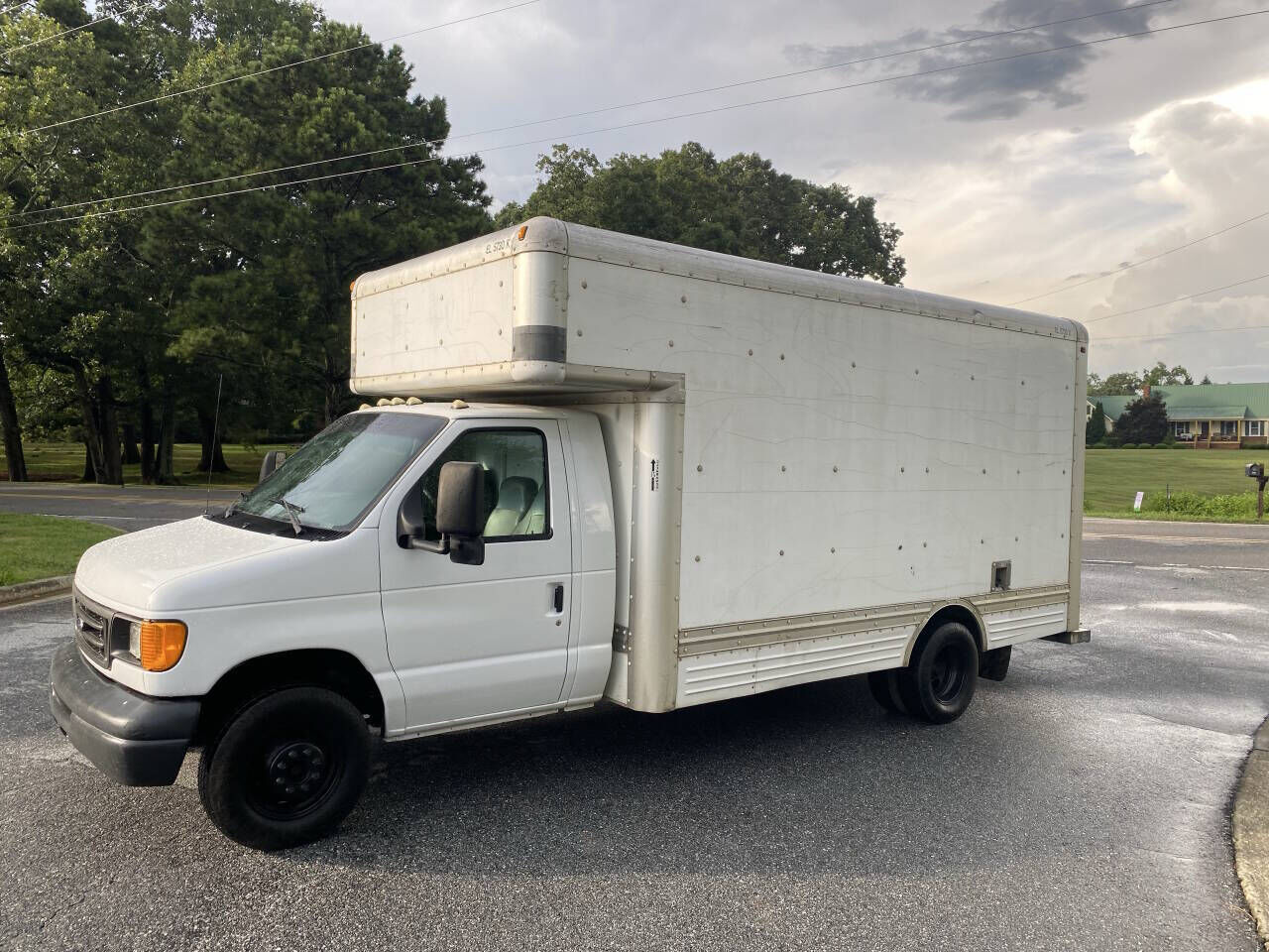2006 FORD E-450
