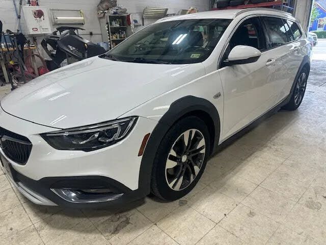 2019 BUICK Regal TourX