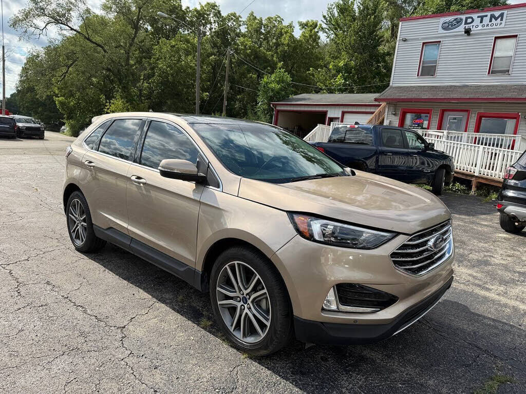 2020 FORD Edge