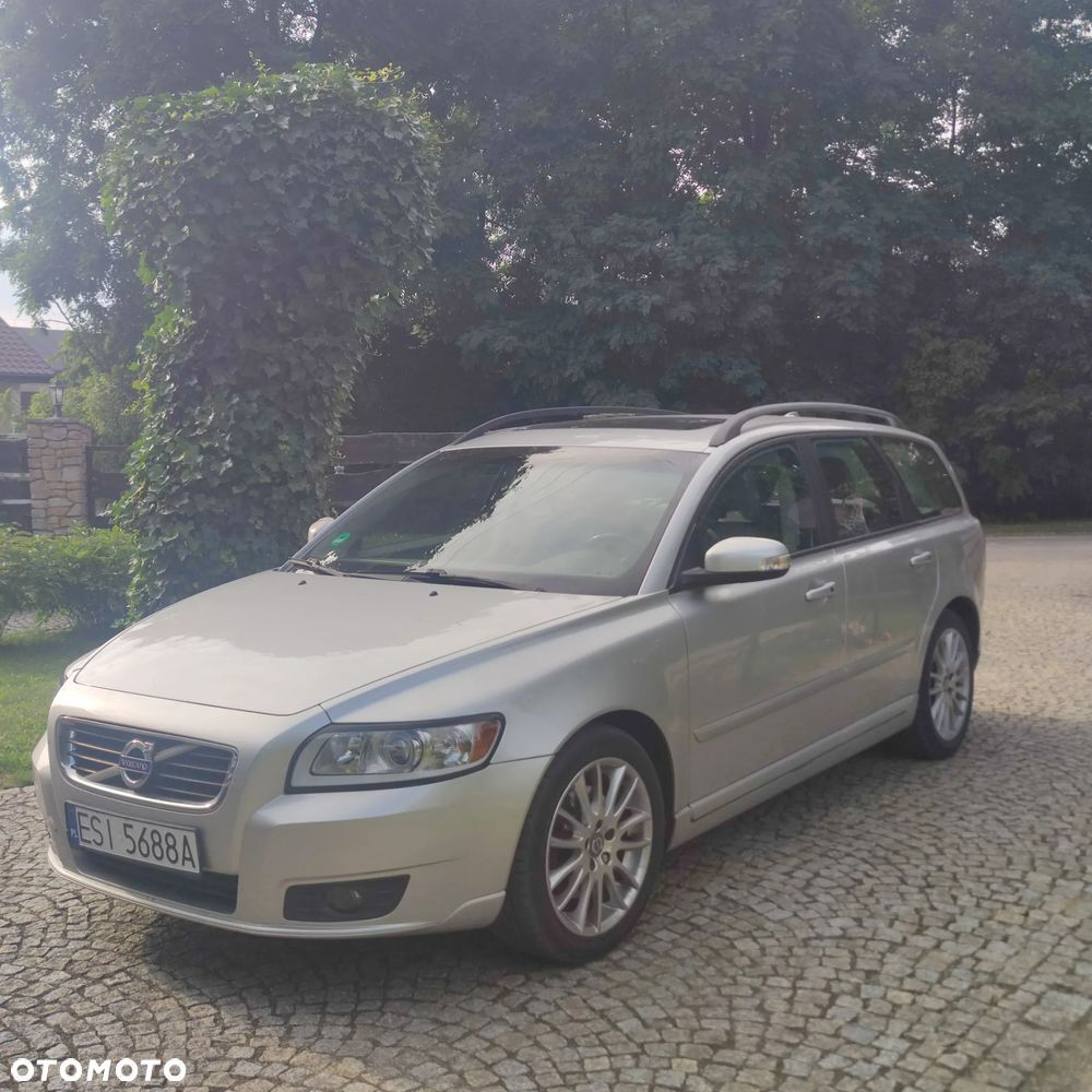 Volvo V50
