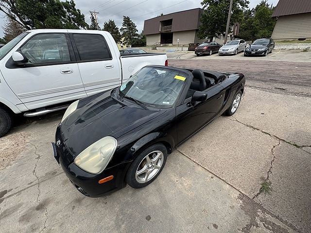 2003 TOYOTA MR2
