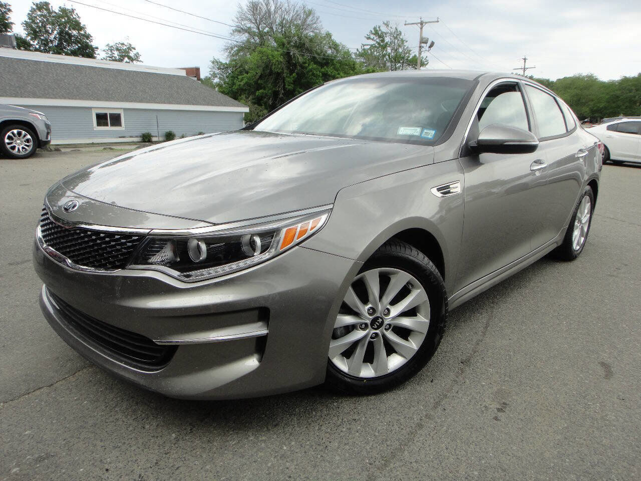 2017 KIA Optima
