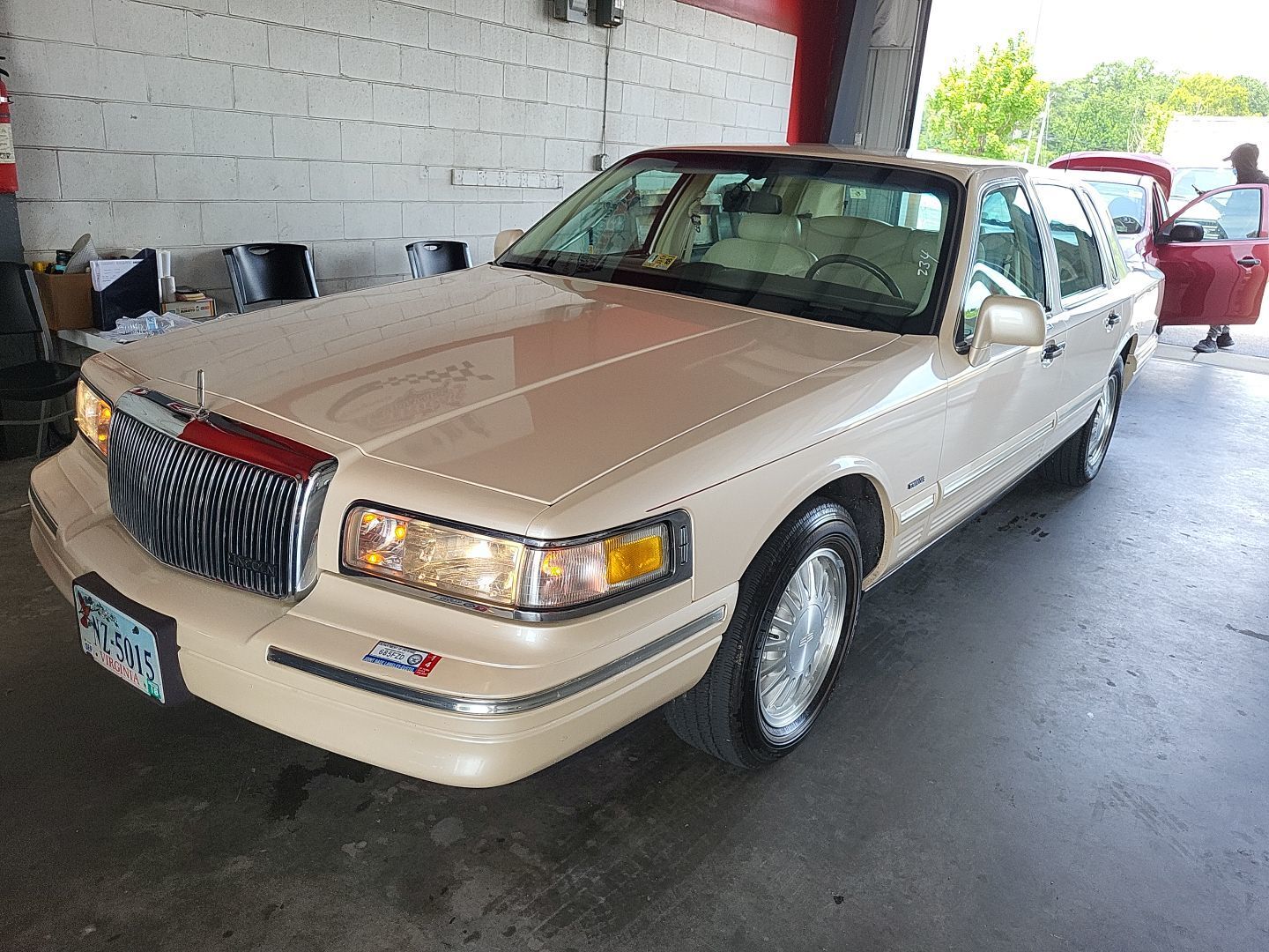 Lincoln Town Car