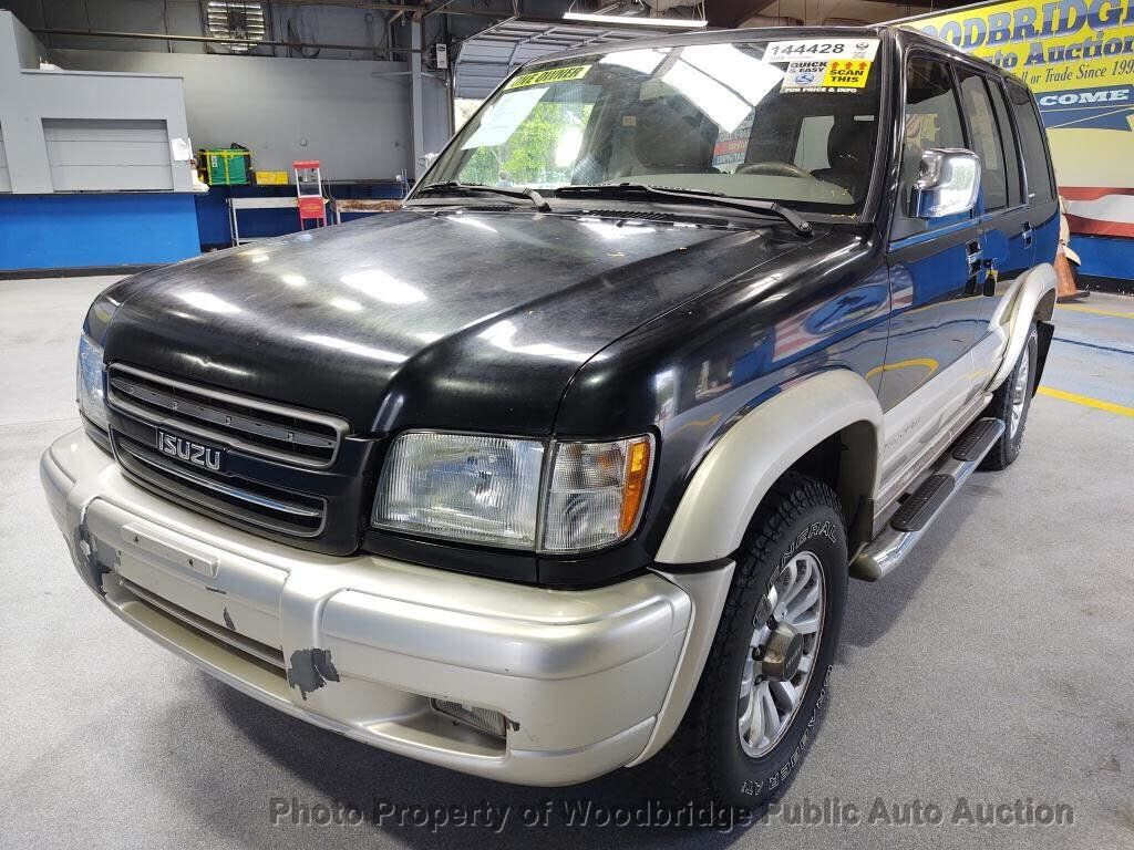 Isuzu Trooper