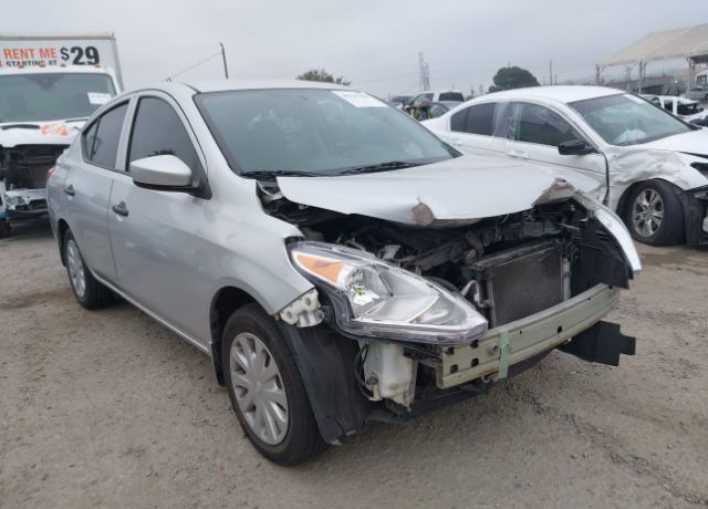 Nissan Versa