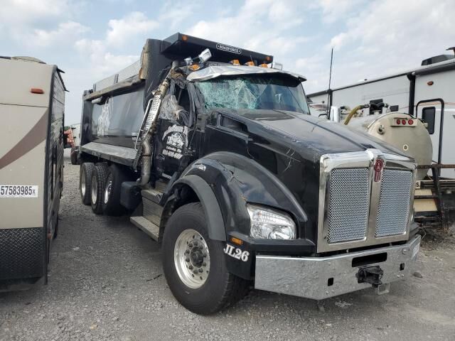 2026 KENWORTH T880