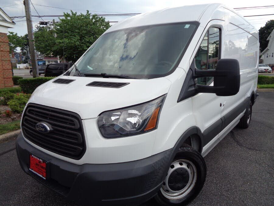 2018 FORD Transit