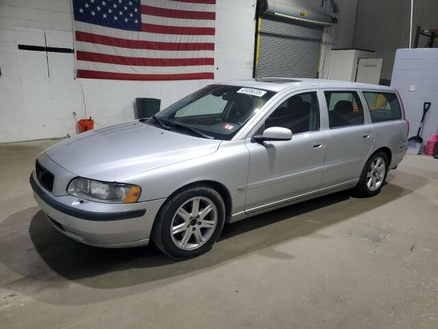 2005 VOLVO V70