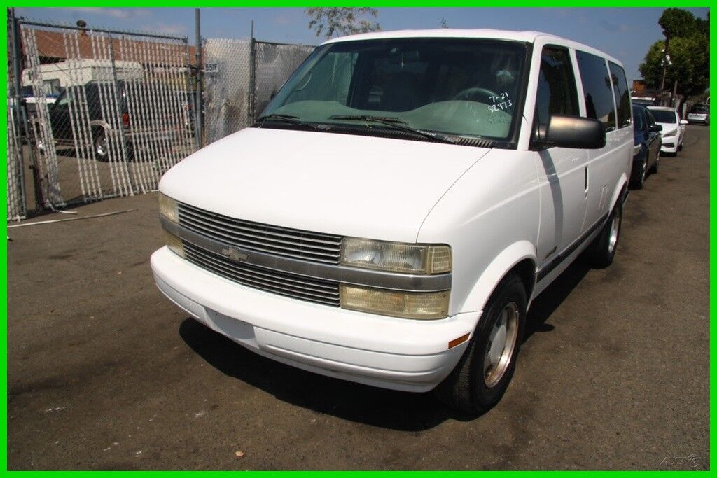 Chevrolet Astro Van