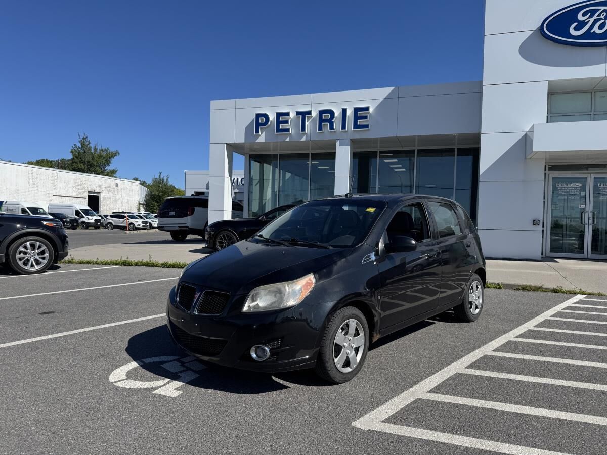 Pontiac G3