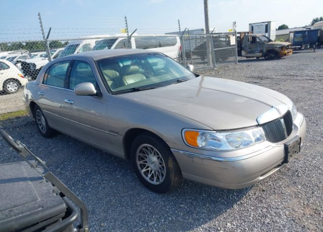 Lincoln Town Car