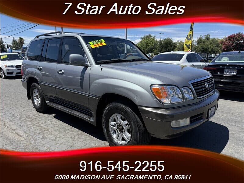 Lexus LX
