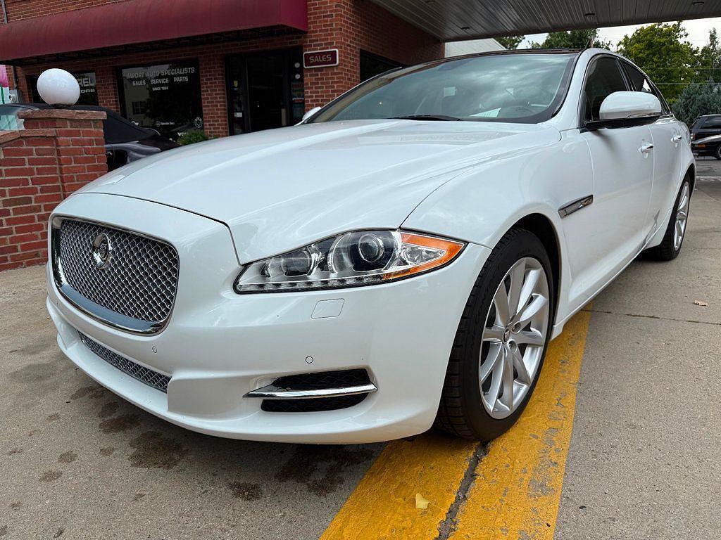 2013 JAGUAR XJ