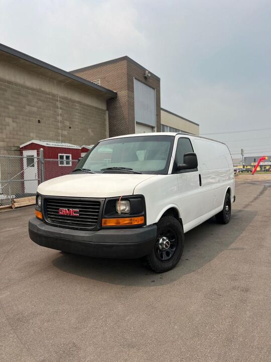 GMC Savana
