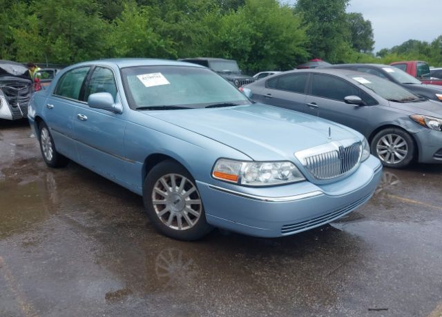 Lincoln Town Car