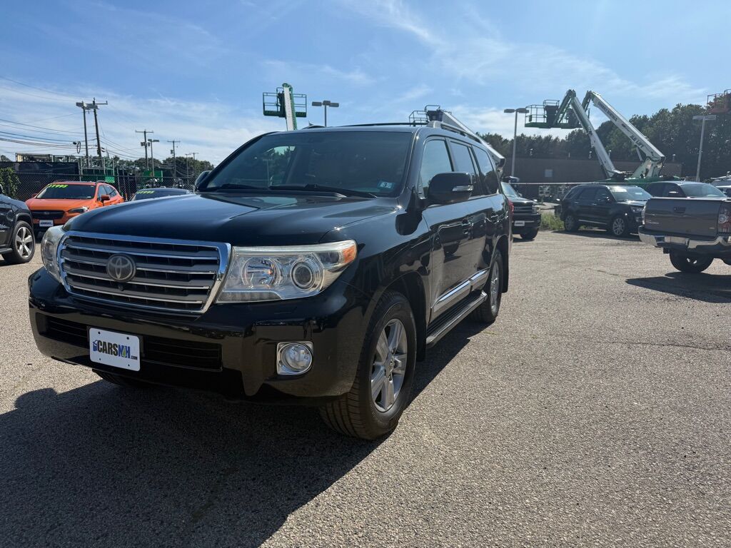 2013 TOYOTA Land Cruiser