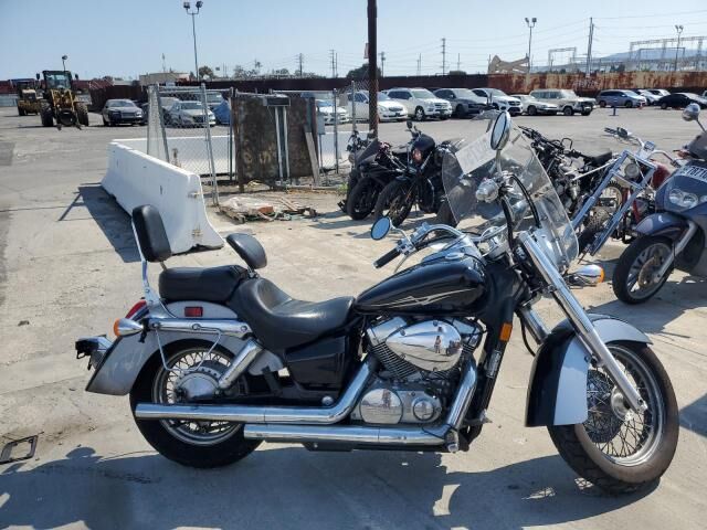 Honda VT750 (Shadow Aero)