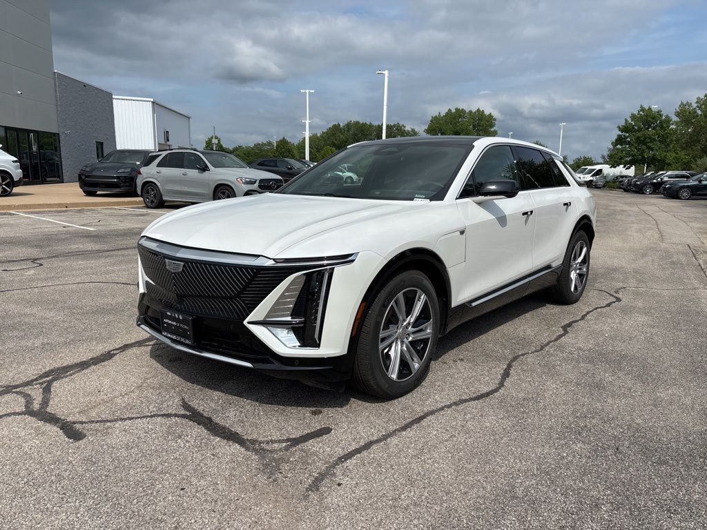 2024 CADILLAC Lyriq