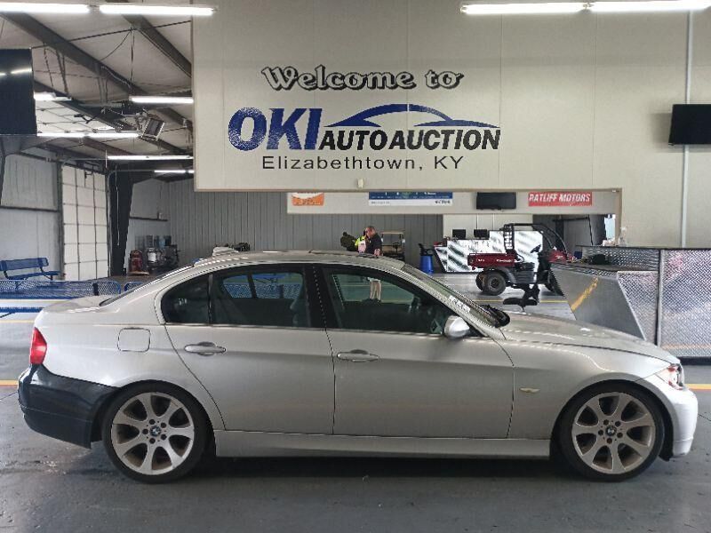 BMW 330i