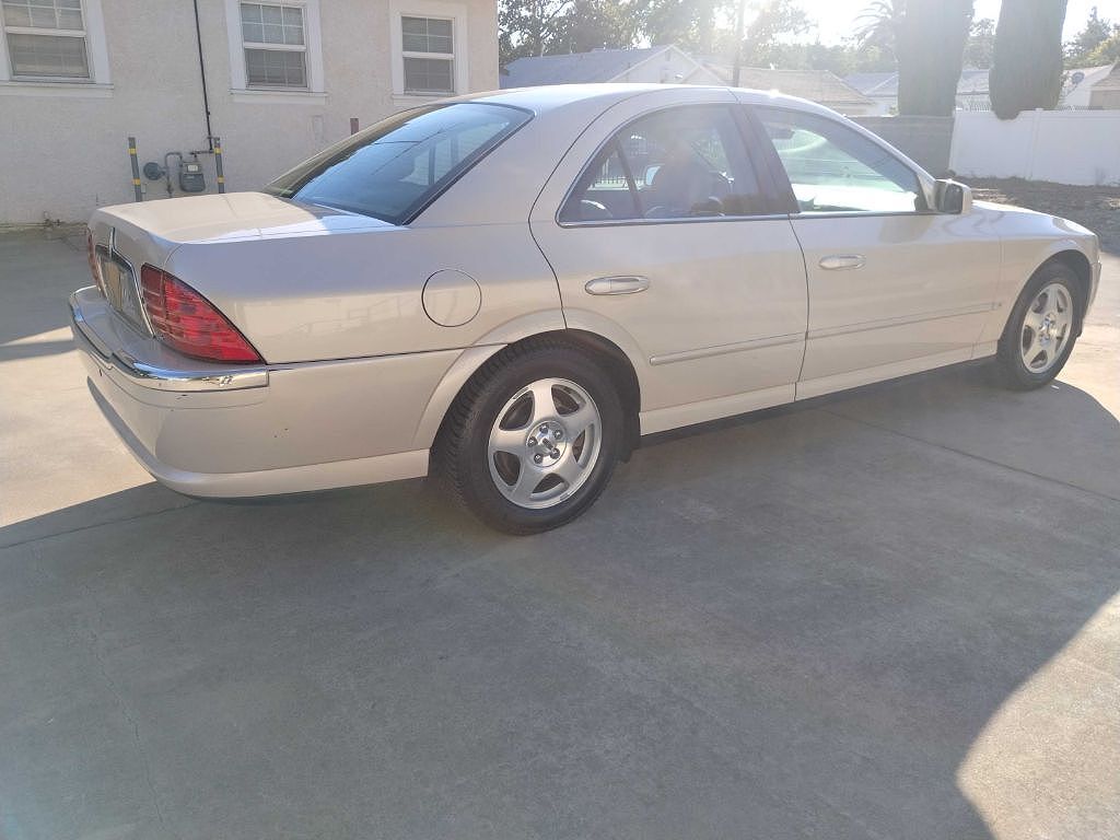 Lincoln LS