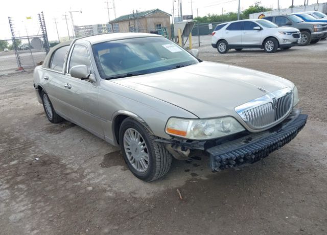 Lincoln Town Car