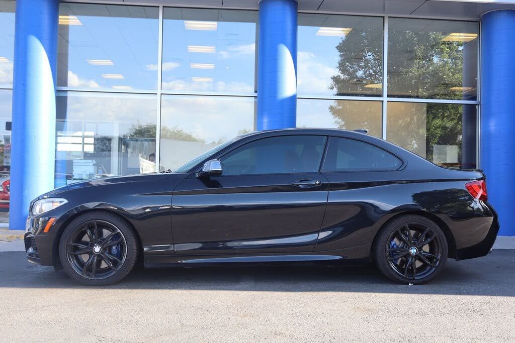 2016 BMW M235i