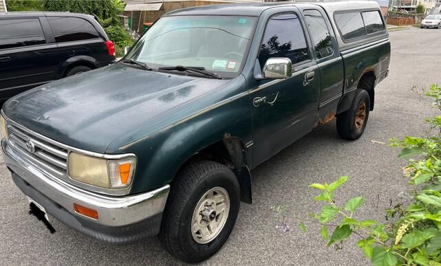 Toyota T100