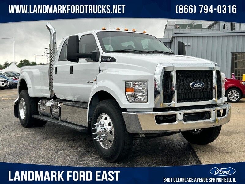 2025 FORD F-750
