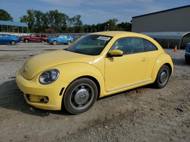 2012 VOLKSWAGEN Beetle