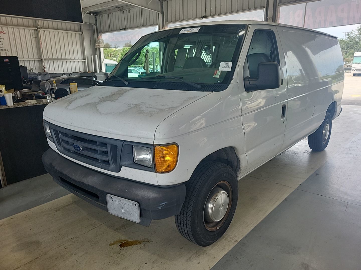 Ford E-250