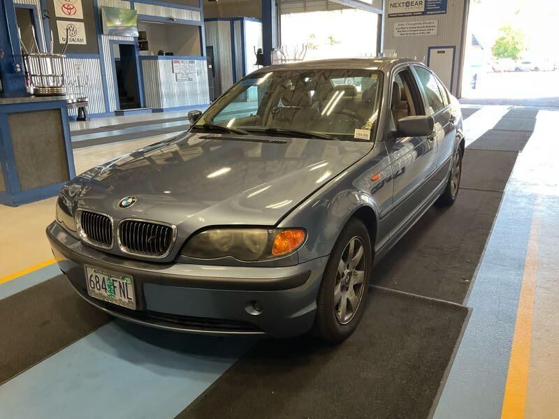 BMW 325i