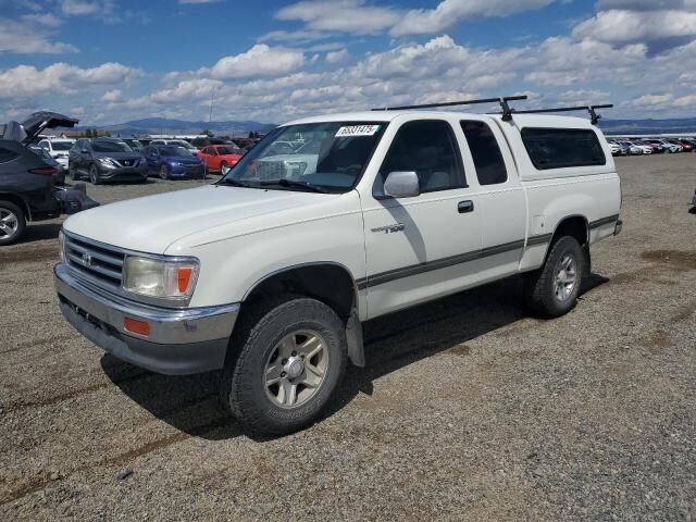 Toyota T100